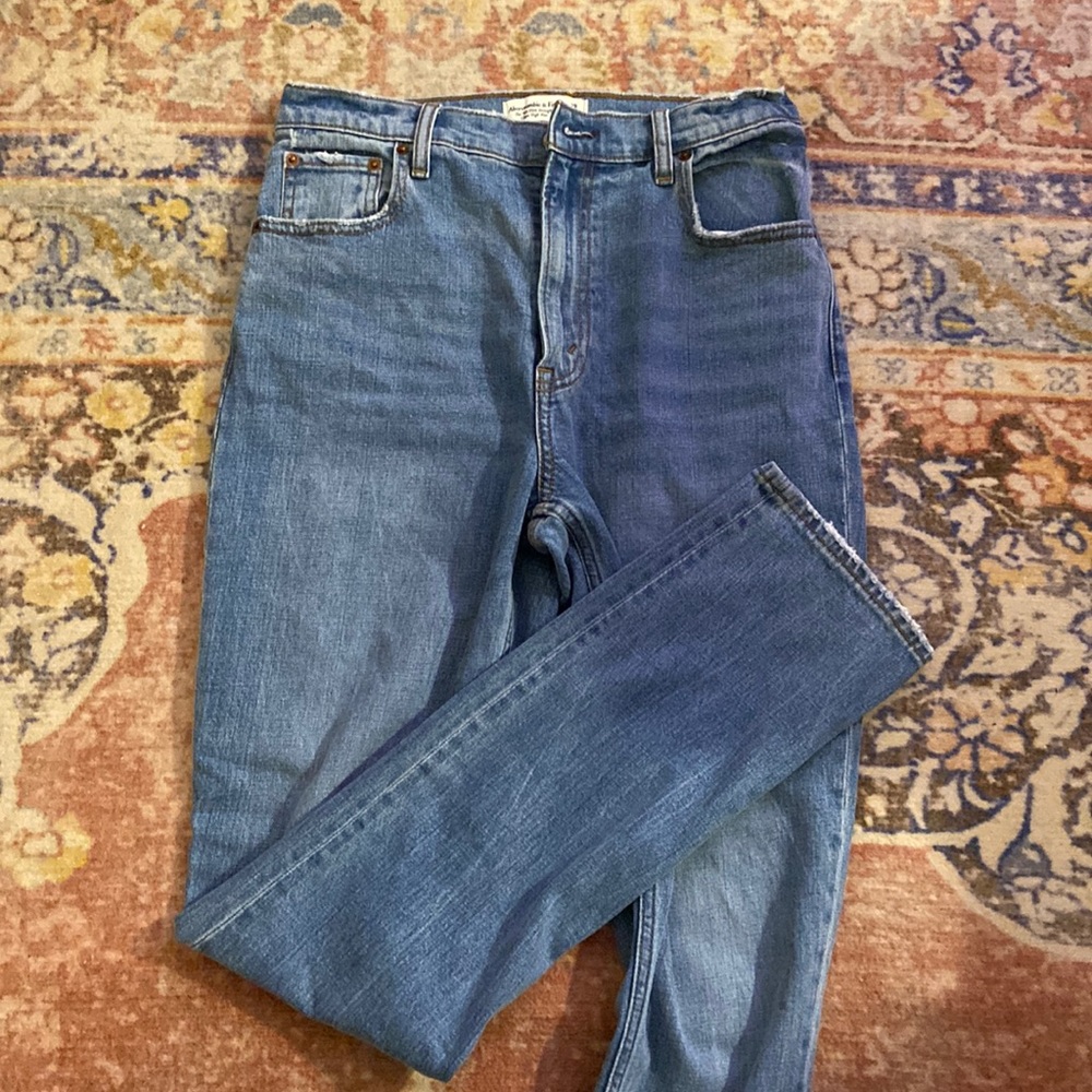 Abercrombie 90s Slim Straight Ultra High Rise 29/8L Jeans